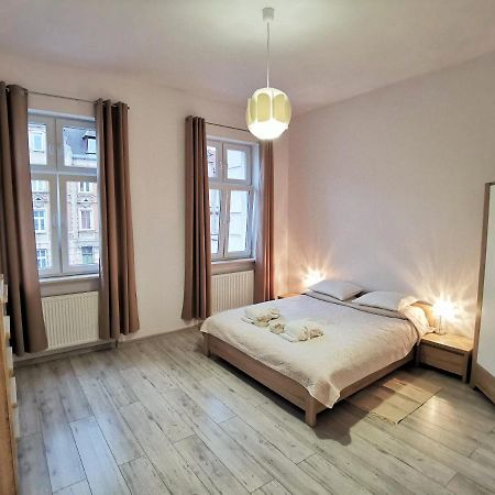 Apartament Seven Daire Legnica Dış mekan fotoğraf